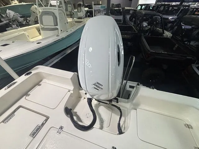 Slide: The Image of Bulls Bay 2200 XS 2026 - 19