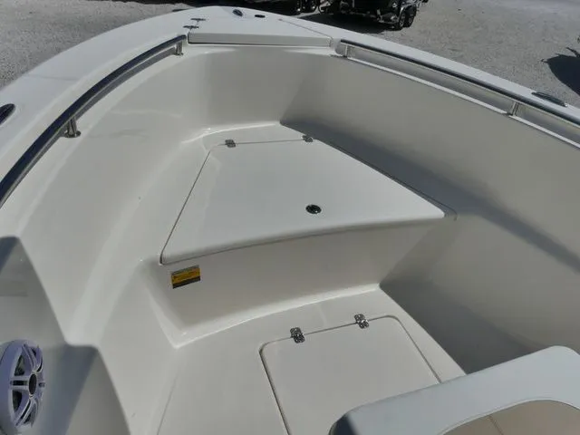Slide: The Image of Bulls Bay 230 Center Console 2026 - 12