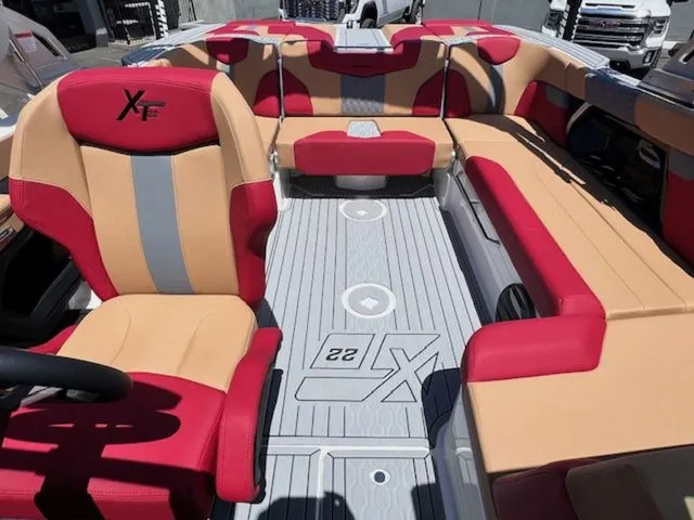 Slide: The Image of MasterCraft XT22 2026 - 26