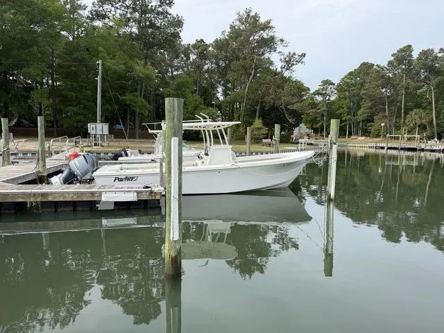 The Image of Parker Marine 2801 Center Console 2021 - 1