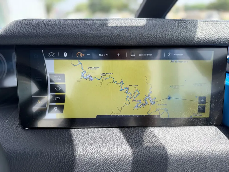 Slide: The Image of Navigation system in Nautique Super Air Nautique G25 Paragon 2026. - 37