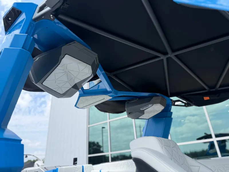 Slide: The Image of 2026 Nautique Super Air G25 Paragon with advanced speakers. - 9