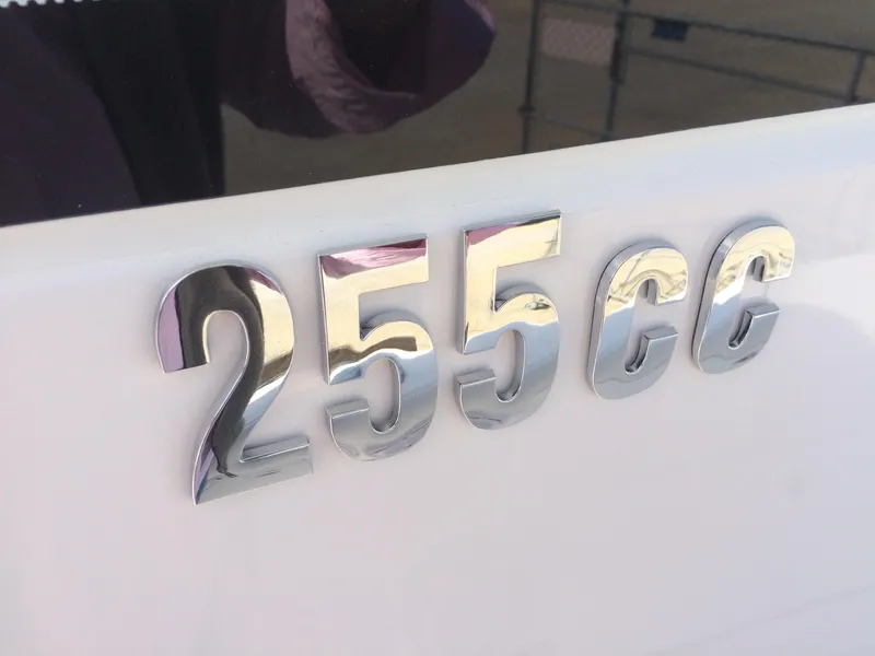 Slide: The Image of Everglades 255 Center Console 2017 boat emblem. - 13