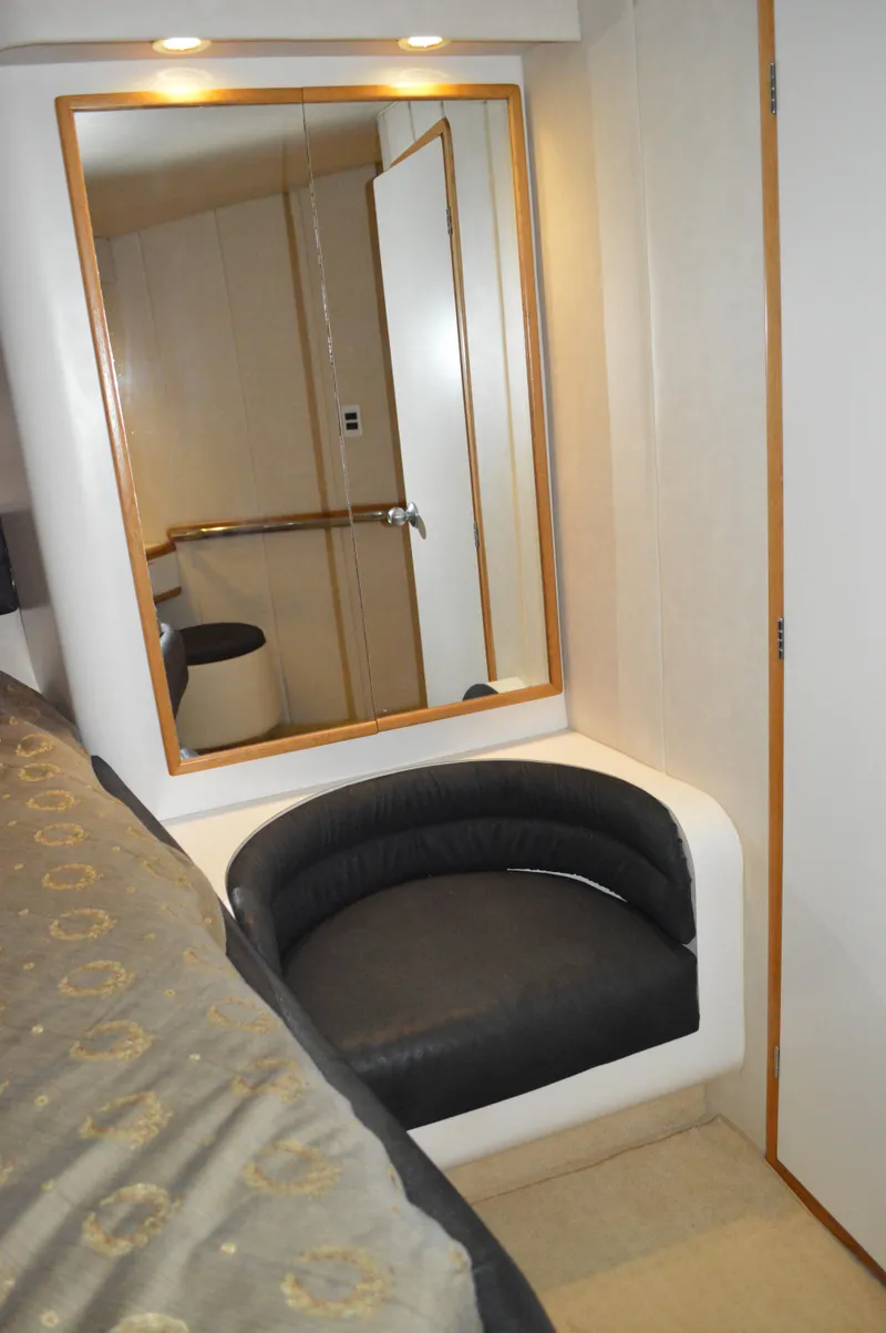 Slide: The Image of Sea Ray 500 Sundancer 1994 - 21