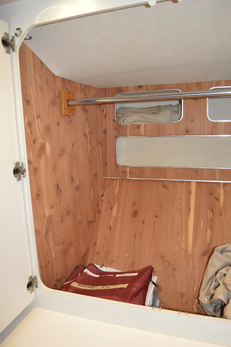 Slide: The Image of Sea Ray 500 Sundancer 1994 - 28