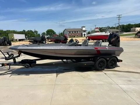 Slide: The Image of 2025 Ikon Boats VLX 20 on trailer, parking lot view. - 4