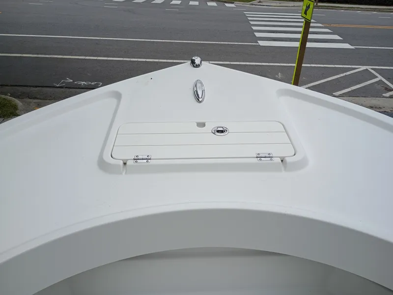 Slide: The Image of Bow of a 2016 Parker 23SE boat on the street. - 22