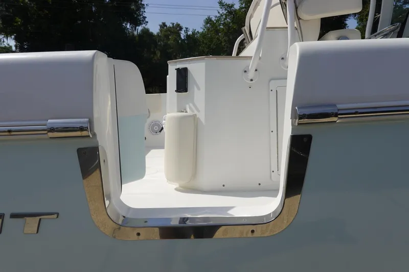 Slide: The Image of 2023 Sea Hunt Escape 28 boat interior, featuring sleek design and modern fittings. - 35