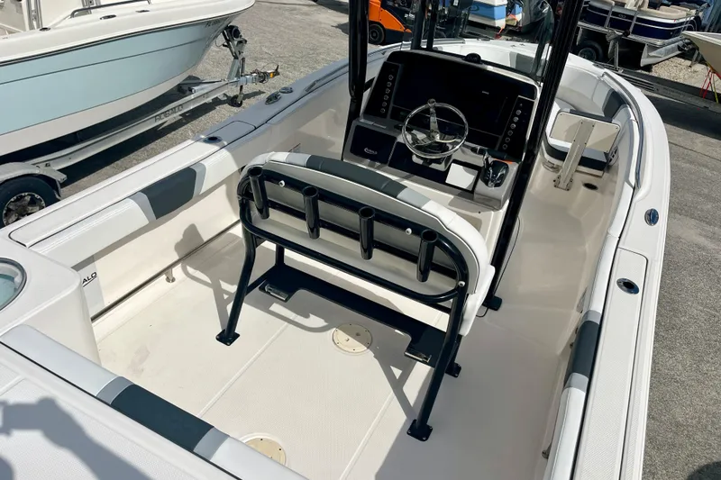 Slide: The Image of 2025 Robalo R230 Center Console boat interior view. - 10