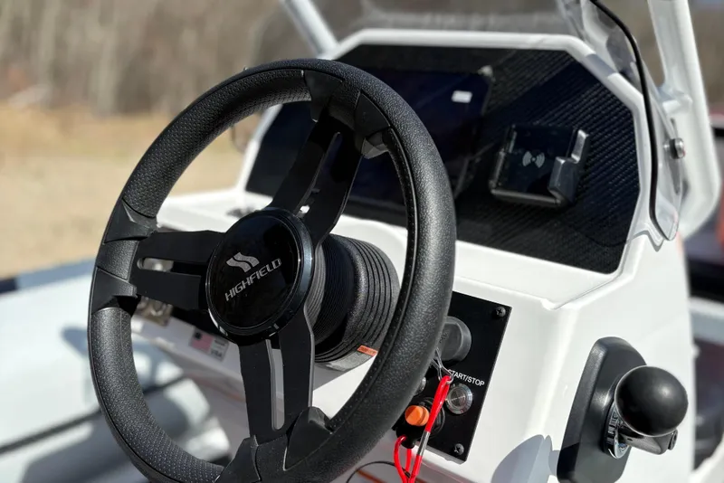 Slide: The Image of Steering wheel of Highfield Velox 420 boat, model 2025. - 14