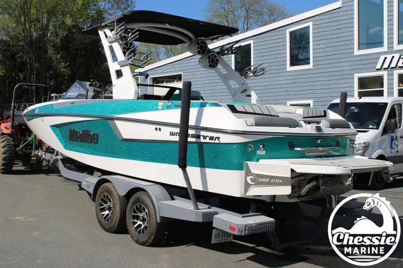 Slide: The Image of 2020 Malibu Wakesetter 23 MXZ boat at Chessie Marine. - 3