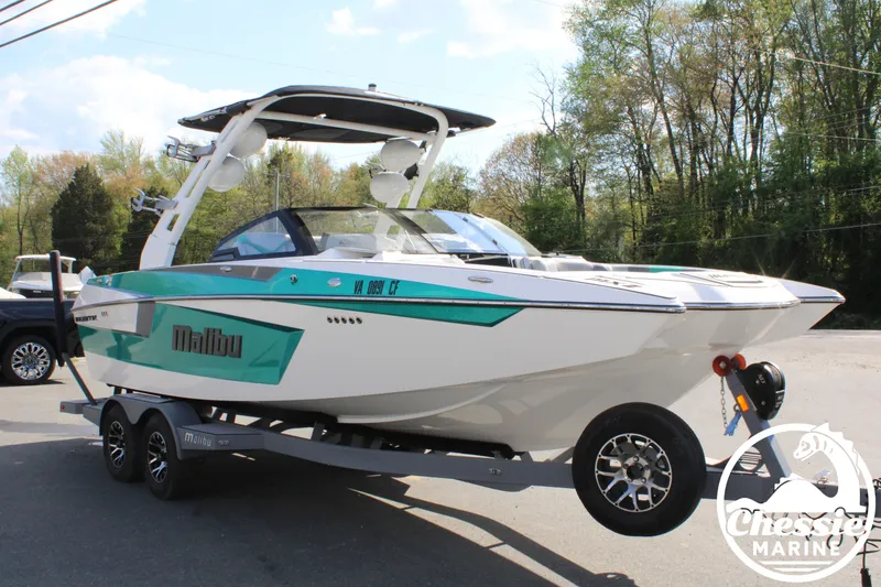 Slide: The Image of 2020 Malibu Wakesetter 23 MXZ boat on trailer, side view. - 7