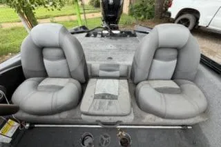 Slide: The Image of 2019 Tracker Pro Team 175 TXW boat with dual gray seats. - 2