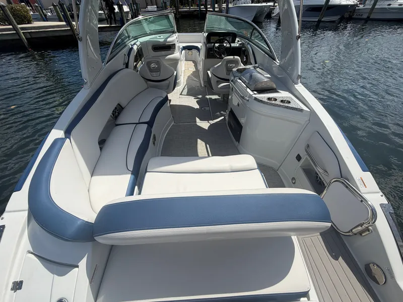 Slide: The Image of Interior view of the 2023 Crownline Eclipse E285 XS boat. - 19