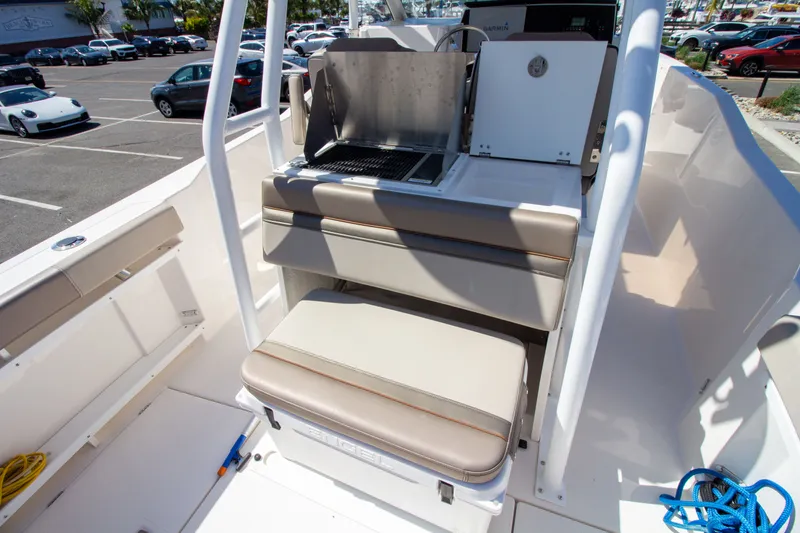 Slide: The Image of Cutwater C-24 CW 2021 - 14