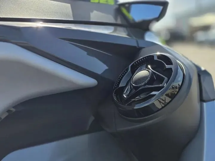 Slide: The Image of Sea-Doo RXT-X 325 2026 - 11