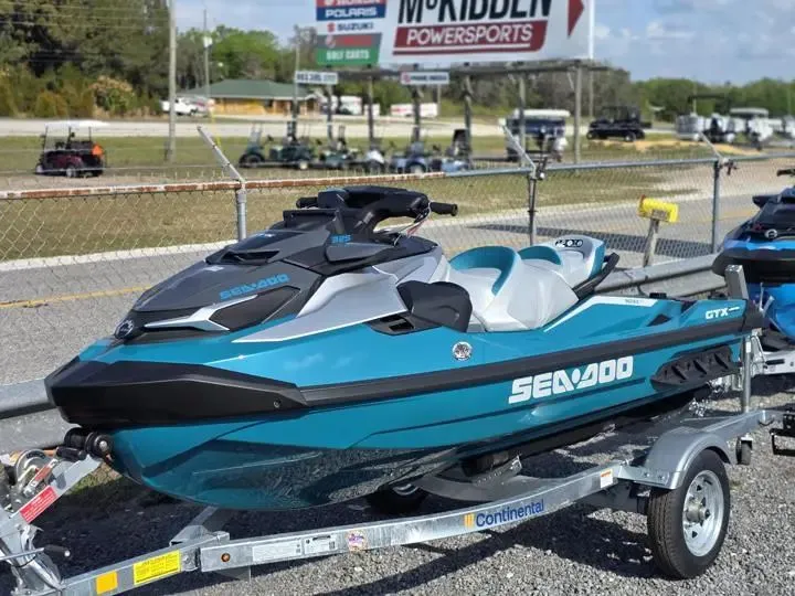 The Image of Sea-Doo GTX Limited 325 2026 - 1