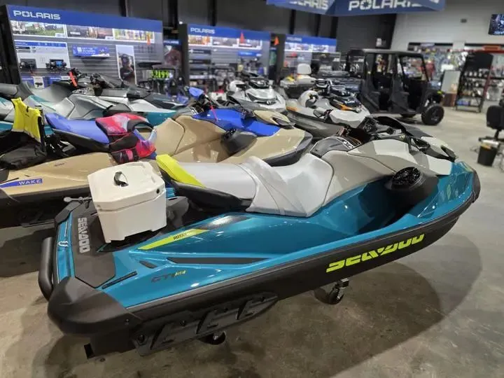 Slide: The Image of Sea-Doo GTI SE 170 2026 - 5