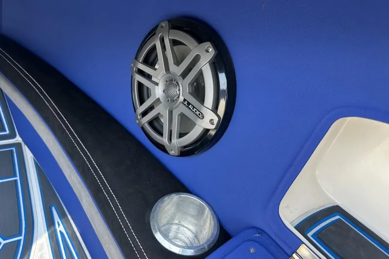 Slide: The Image of Blue interior of 2018 Wright Performance 420 with speaker and cup holder. - 36
