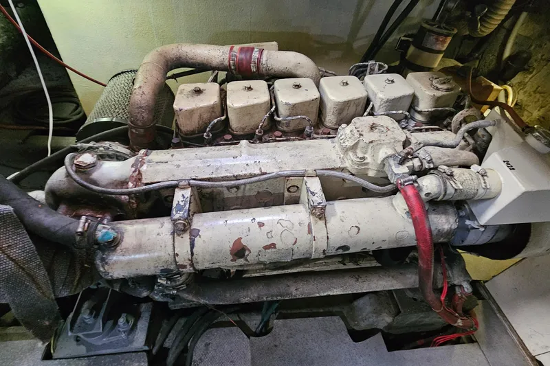 Slide: The Image of Battery compartment of 1988 Overseas Monk 42 with Duracell battery and wiring. - 90