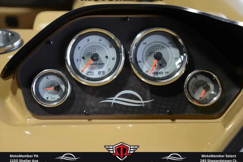 Slide: The Image of Dashboard of 2025 SunCatcher Fusion 324SS with speedometer and RPM gauges. - 15