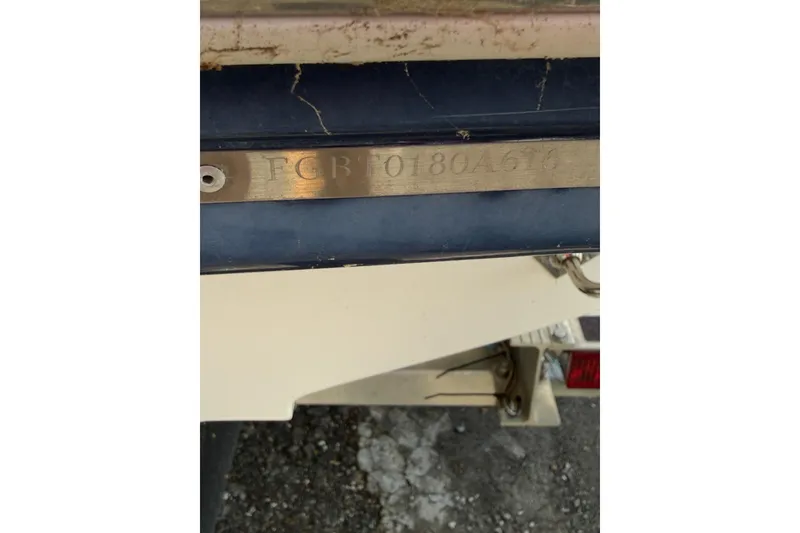Slide: The Image of 2016 Chaparral 226 SSi Wide Tech boat hull identification number plate. - 24