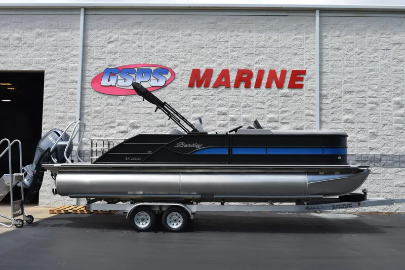 The Image of 2026 Bentley Pontoons Legacy 243 Swingback at GSPS Marine dealership. - 1