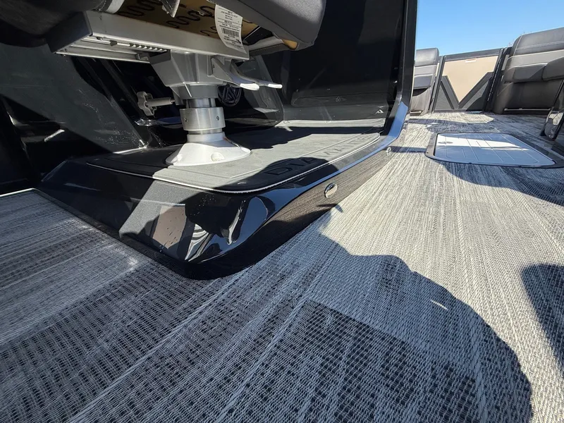 Slide: The Image of Interior of a 2024 Viaggio Diamante with modern flooring. - 38