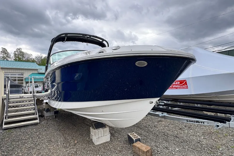 Slide: The Image of Sea Ray SDX 250 2026 - 0