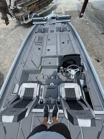 Slide: The Image of Excel EX 203 Crappie & Bass 2026 - 3