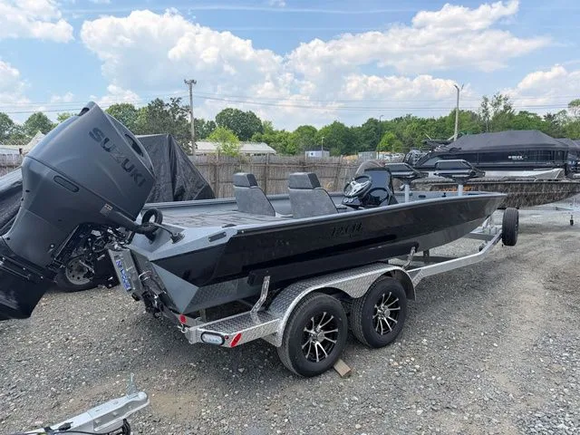 Slide: The Image of Excel EX 203 Crappie & Bass 2026 - 5