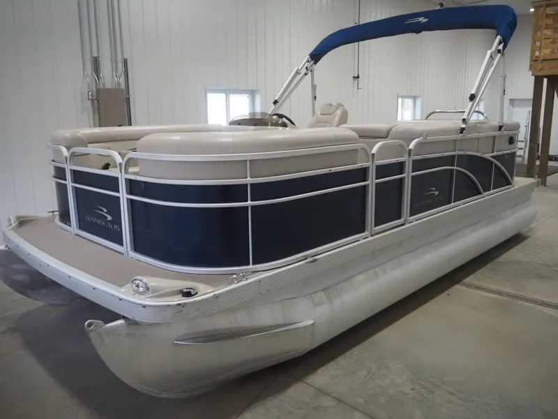 The Image of Bennington 20 SLX 2014 - 1