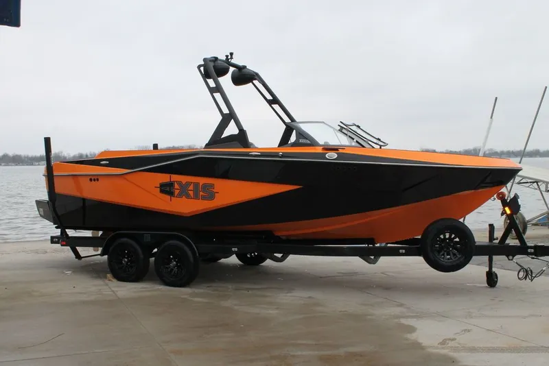 The Image of Axis Wake Research T235 2024 - 1