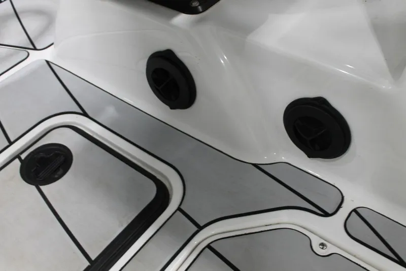 Slide: The Image of Malibu Wakesetter 25 LSV 2021 - 20