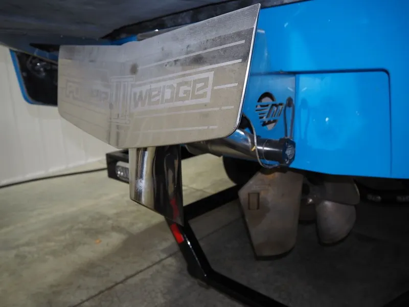 Slide: The Image of Malibu Wakesetter 22 MXZ 2020 - 5