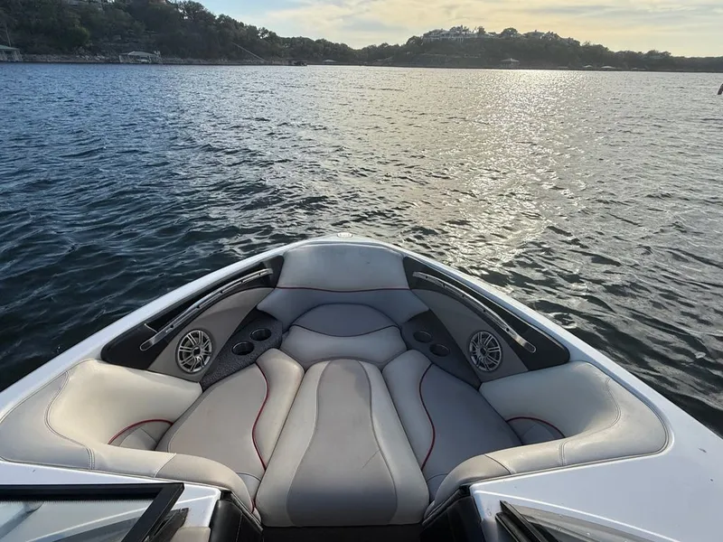 Slide: The Image of Malibu Wakesetter 23 LSV 2010 - 16