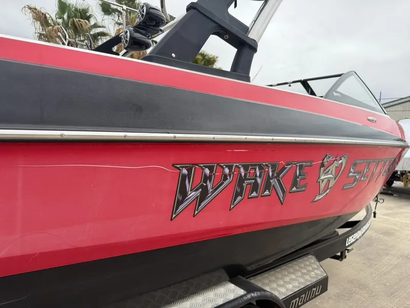 Slide: The Image of Malibu Wakesetter 23 LSV 2010 - 31