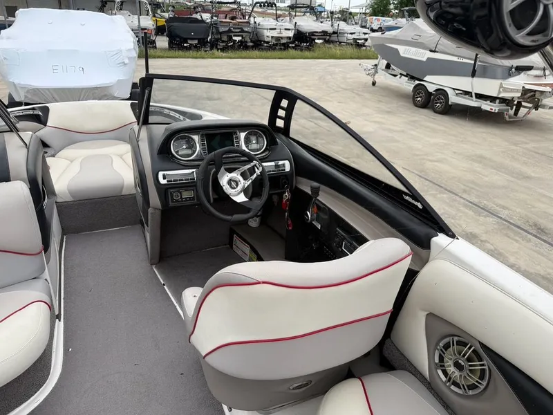 Slide: The Image of Interior of a 2010 Malibu Wakesetter 23 LSV boat. - 5