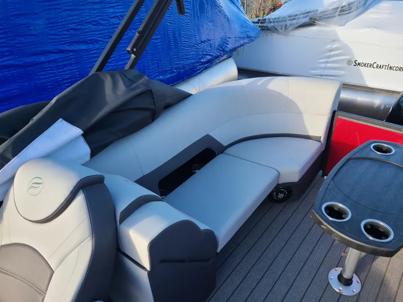 Slide: The Image of Flagship Discover D22CU With A 115HP Suzuki & Ultra Legs 2023 - 10