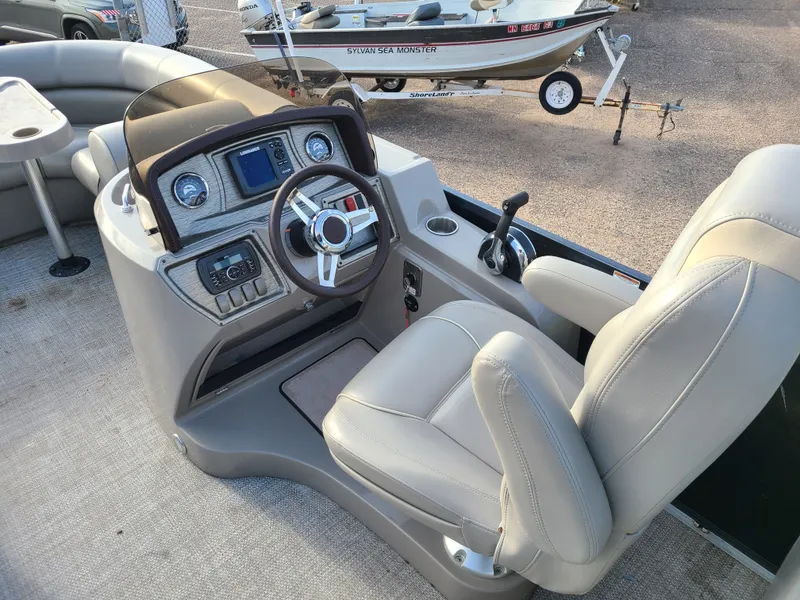 Slide: The Image of Premier 230 Sunsation RF With A 115HP Mercury Motor 2018 - 14