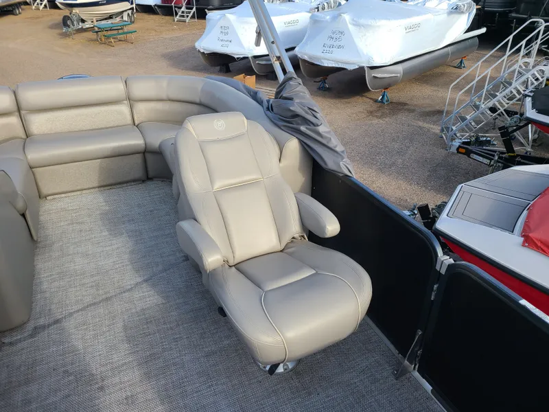 Slide: The Image of Premier 230 Sunsation RF With A 115HP Mercury Motor 2018 - 8