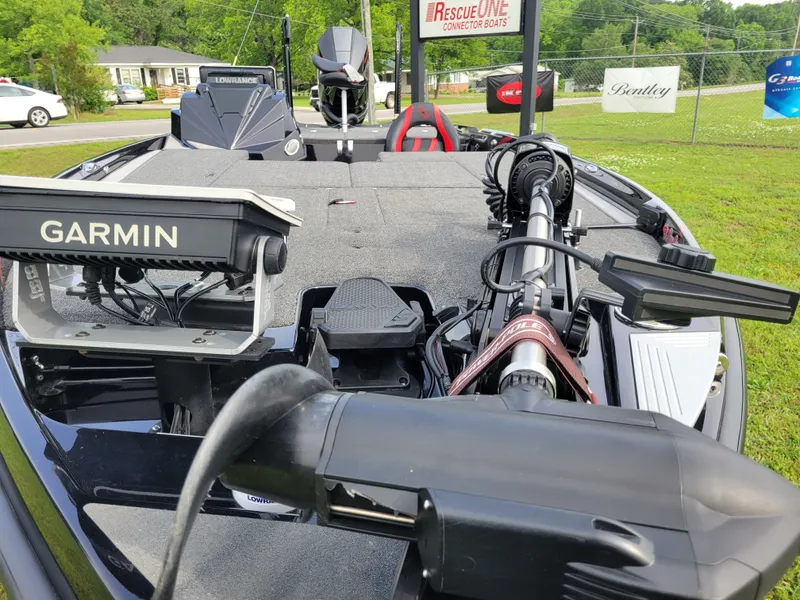 Slide: The Image of 2025 Bass Cat Jaguar with Garmin and Lowrance electronics. - 40