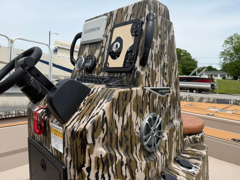 Slide: The Image of Avid 20CC Rogue 2026 boat console with Garmin technology. - 14