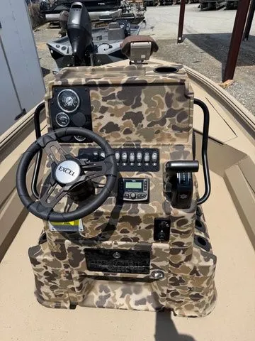 Slide: The Image of Console of Excel Bay Pro 220 Elite boat, 2026 model. - 5