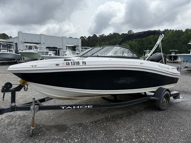 Slide: The Image of 2018 Tahoe 550 TS boat on trailer, side view. - 5
