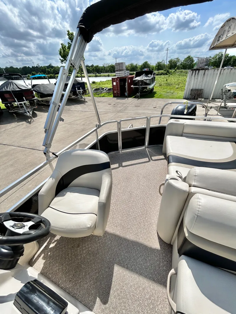 Slide: The Image of Cypress Cay SEABREEZE 23 2012 - 37