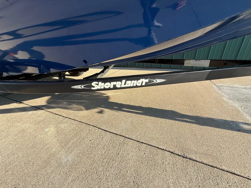 Slide: The Image of Alumacraft Pro 175 boat on ShoreLand'r trailer, 2009 model. - 30