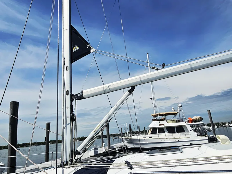 Slide: The Image of Hunter 41 Aft Cockpit 2007 - 4