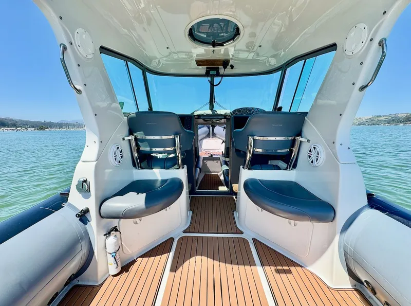 Slide: The Image of Protector Targa 28 2005 - 15