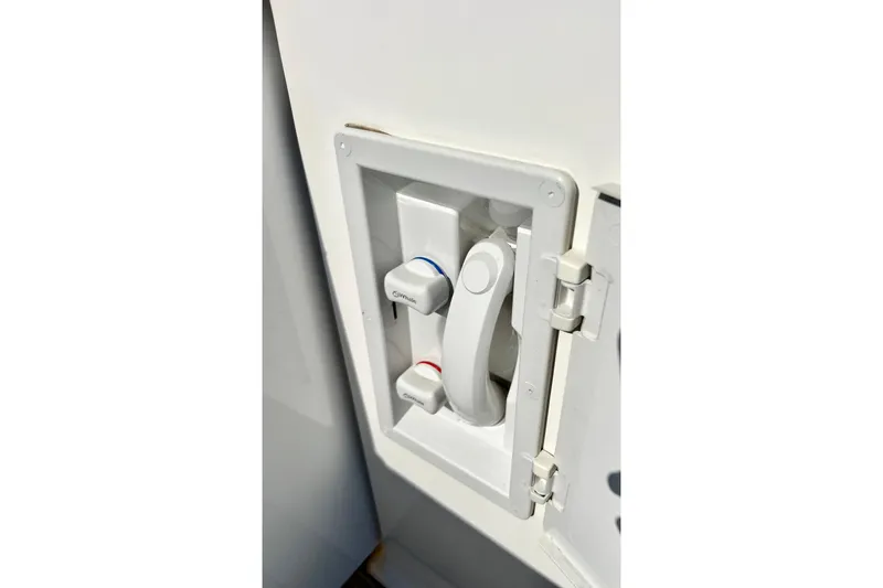 Slide: The Image of Water control panel on 2007 Sea Ray 58 Sedan Bridge yacht. - 33